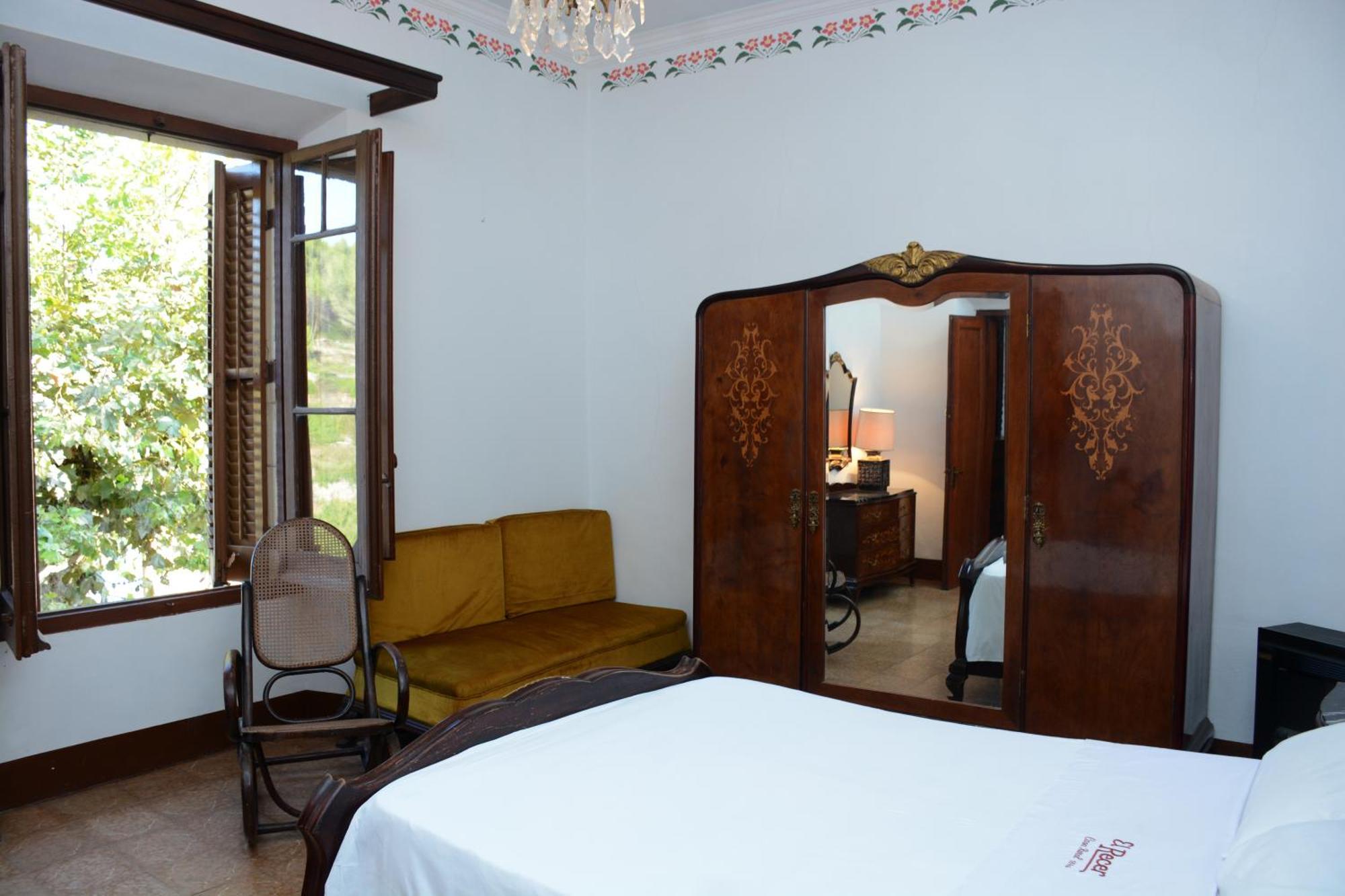 Hotel El Recer à Sant Pau d'Ordal Extérieur photo