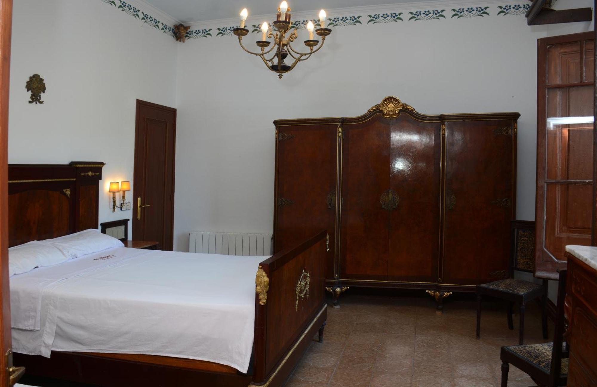 Hotel El Recer à Sant Pau d'Ordal Extérieur photo